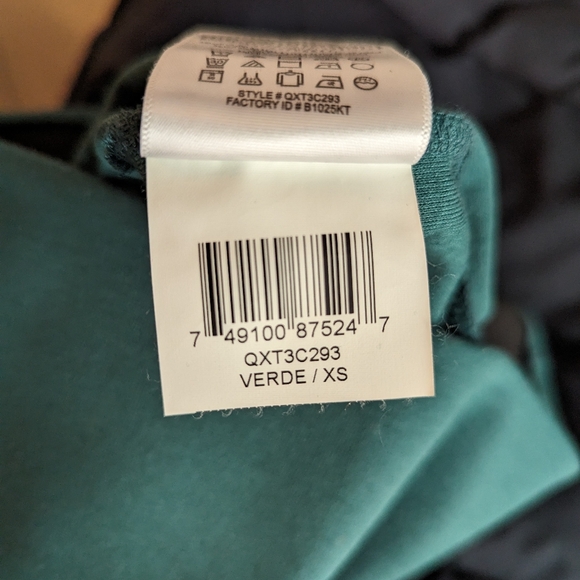 BCBGeneration Green Mini Skirt - Picture 4 of 9